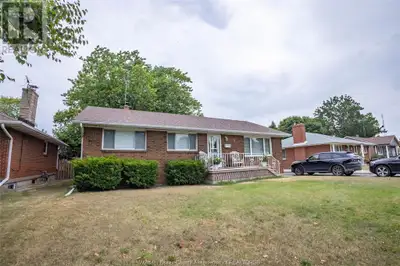 Welcome to 7 Gladstone Avenue - a well-maintained, move-in ready home nestled on a quiet, family-fri...