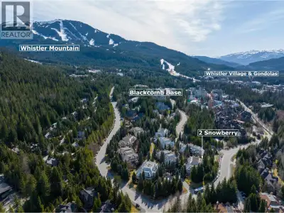 Mountain living meets modern luxury in Whistler´s Blackcomb Benchlands. This renovated 2-bed, 2-bath...
