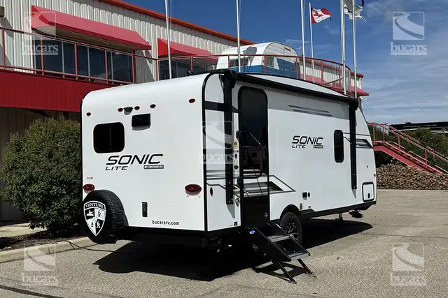 2026 VENTURE RV SONIC LITE 169VRK in Travel Trailers & Campers in Calgary - Image 5