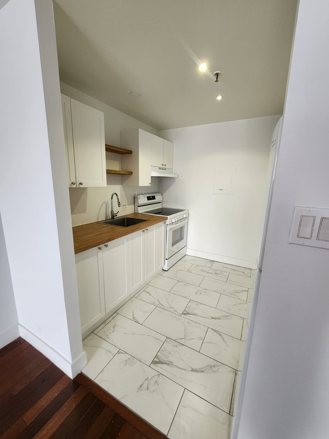 540 Charest Est — photo 1