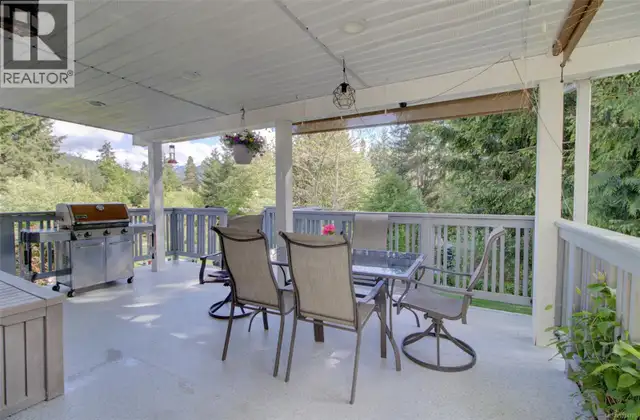 414 Donner Dr Gold River, British Columbia in Houses for Sale in Campbell River - Image 39