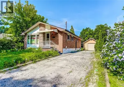 Welcome to 208 West 19th Avenue, a beautifully situated home in Hamilton's sought-after West Mountai...