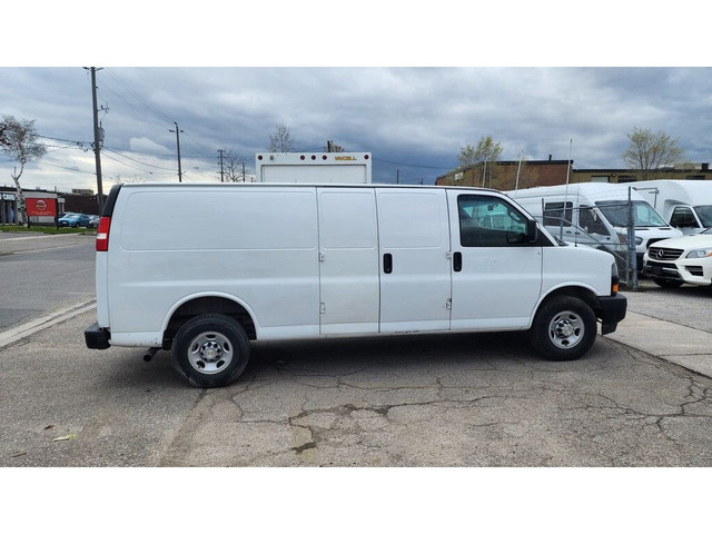 2020 GMC Savana Van G2500 155WB Extended Cargo - 4.3L V6 Gasolin in Cars & Trucks in City of Toronto - Image 4