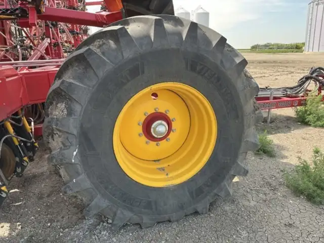 2023 Bourgault 3330 SE in Farming Equipment in Swift Current - Image 7