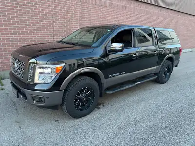 BLACK ON BLACK, NON SMOKER, VERY CLEAN, MUST BE SEEN. EVERY POSSIBLE OPTION, MATCHING ARE CAP. LOW K...