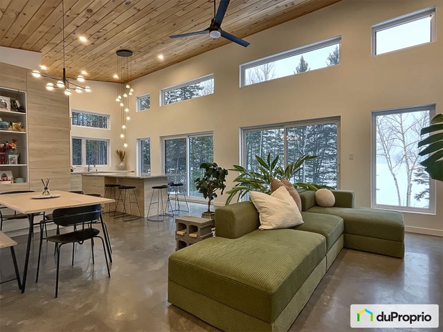 $589,000 - Bungalow for sale in Ferland-Et-Boilleau — photo 2