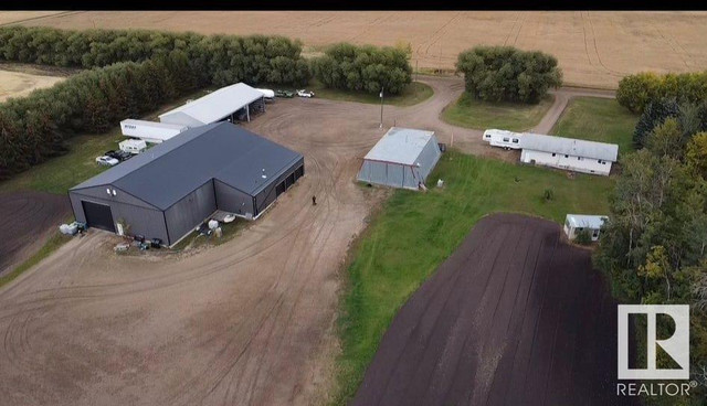 58128 RR 251 Rural Sturgeon County, Alberta in Houses for Sale in Edmonton