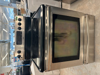 2208- Cuisinière Kenmore Stainless stove