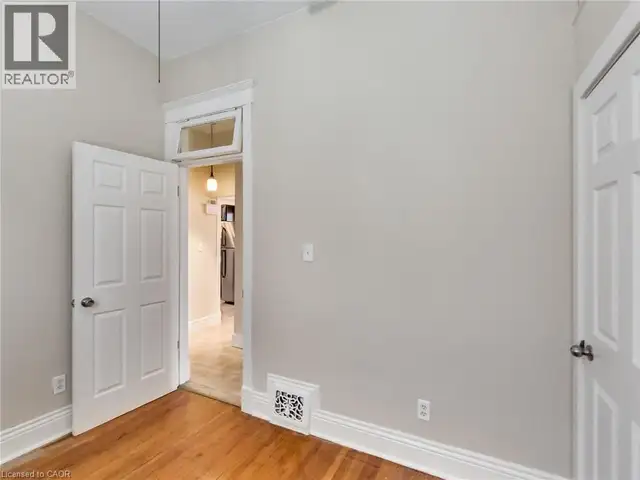 443 WENTWORTH Street N Hamilton, Ontario in Commercial & Office Space for Sale in Mississauga / Peel Region - Image 33