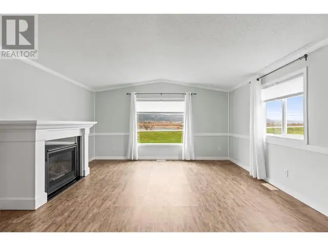 12560 Westside Road Unit# 13 Vernon, British Columbia in Houses for Sale in Vernon - Image 10