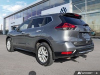 KBB.com 10 Best SUVs Under $25,000. This Nissan Rogue delivers a Regular Unleaded I-4 2.5 L/152 engi... (image 2)