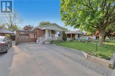 64 NASH Road S Unit# UPPER Hamilton, Ontario
