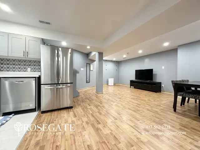 1-Bedroom Basement Apartment in Aurora | 800 Sq. Ft. + Internet  in Long Term Rentals in Markham / York Region - Image 7