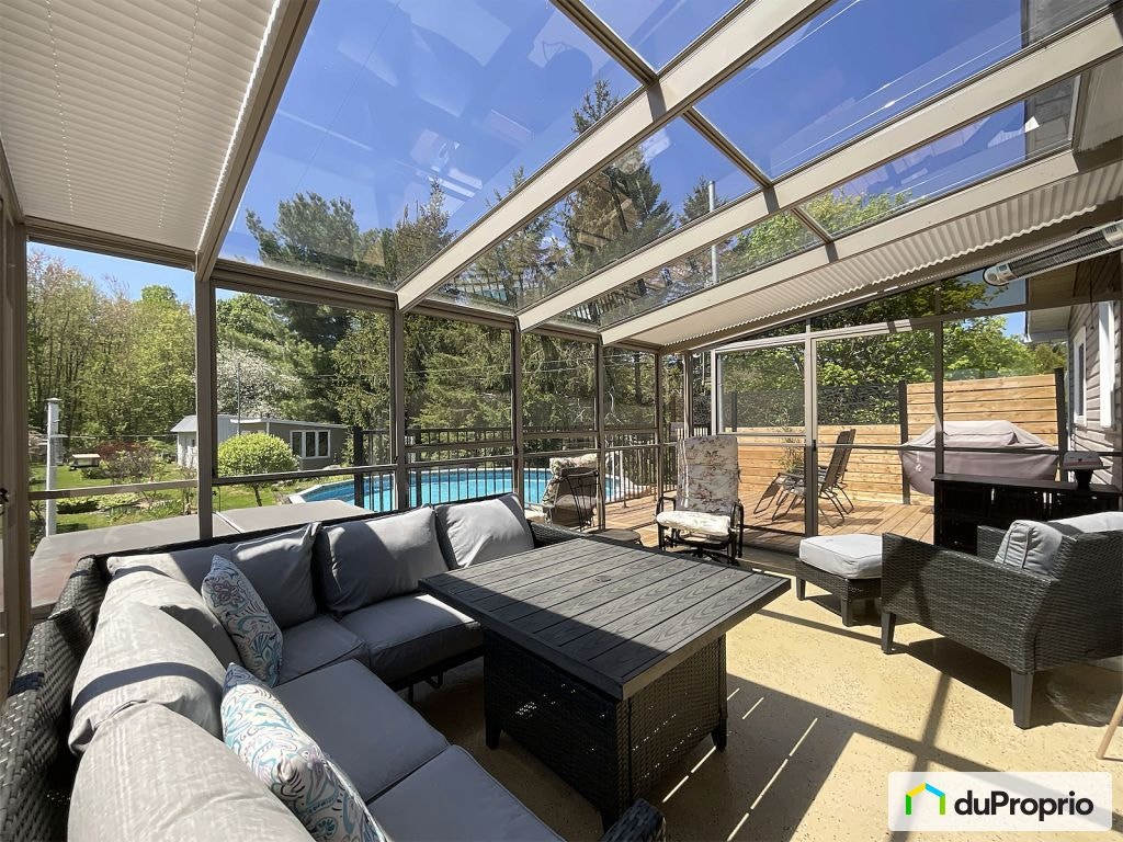 $729,900 - Split Level for sale in St-Paul — photo 1
