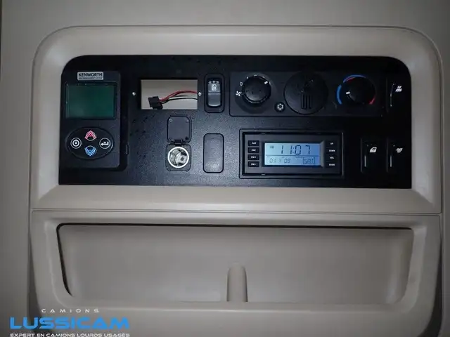 2020 Kenworth T680 in Heavy Equipment in Longueuil / South Shore - Image 28