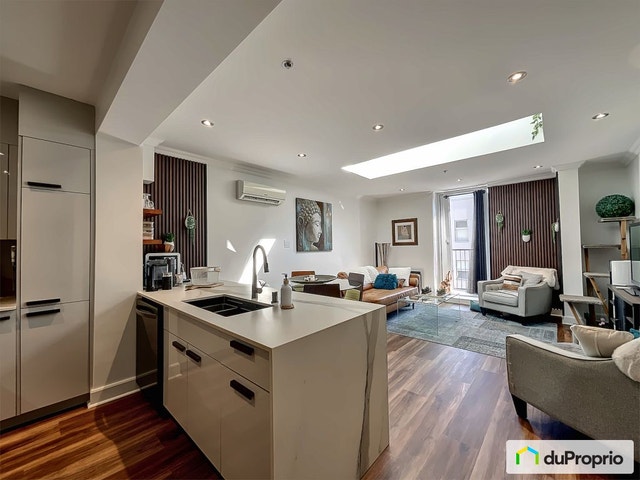 $637,000 - Condominium for sale in Mount-Royal — photo 1