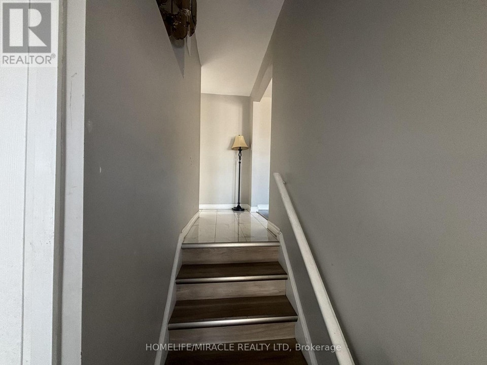 MAIN - 219 MCMURCHY AVENUE Brampton (Brampton South), Ontario 3