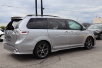 LOW KM SAFETY CERTIFICATION INCLUDED IN THE PRICE The Toyota Sienna SE 8-Passenger Family Ready & Fu... (image 6)