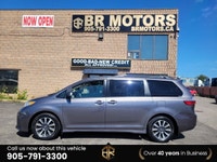 Ontario vehicle with Lots of Options! Call (905) 791-3300 - Grey Fabric interior, - AWD, - Gracenote... (image 4)