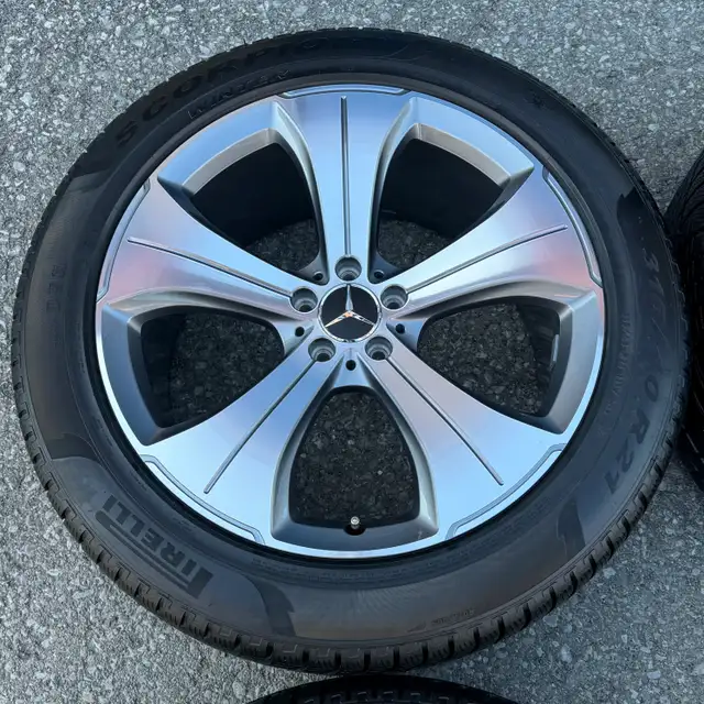 2022 Mercedes Benz GLS-Class 21" Original Rims And Winter Tires in Tires & Rims in City of Toronto - Image 6