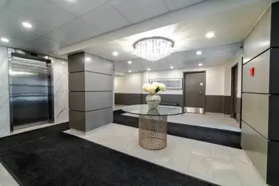 1 Bedroom Premium - 425 3 Ave. N *Renovated Suite*