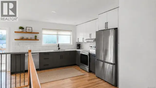 4644 Macintyre Ave Courtenay, British Columbia in Houses for Sale in Comox / Courtenay / Cumberland - Image 12