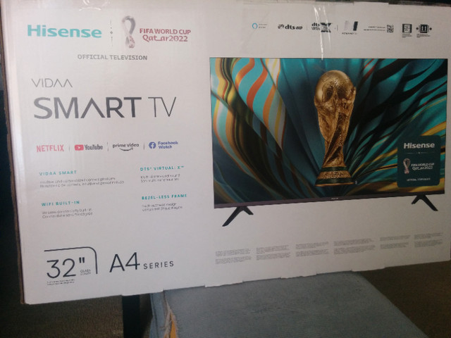 32" inch Hisense Smart TV and 22" inch Samsung TV in TVs in Swift Current - Image 2