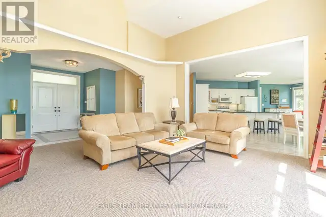 1037 ROCKCASTLE ROAD Gravenhurst (Morrison), Ontario in Houses for Sale in Muskoka - Image 17