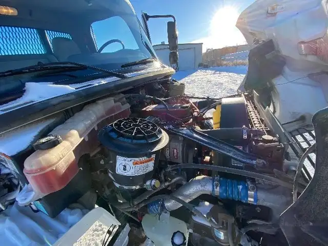 2019 Freightliner M2 FLATBED in Heavy Trucks in Saskatoon - Image 24