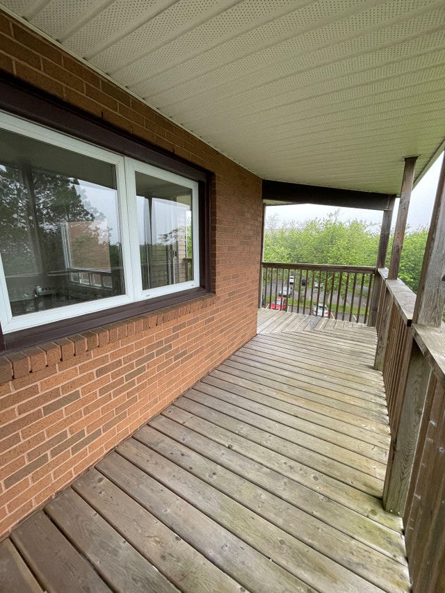 Clayton Park's best 2 bdrm 2 level apartment available January 5 Long