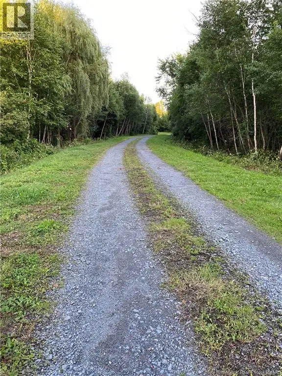 447 New Maryland highway New Maryland, New Brunswick in Land for Sale in Fredericton - Image 3