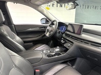 The 2025 Infiniti QX60 Luxe combines luxury, performance, and advanced technology in a stylish SUV.... (image 6)