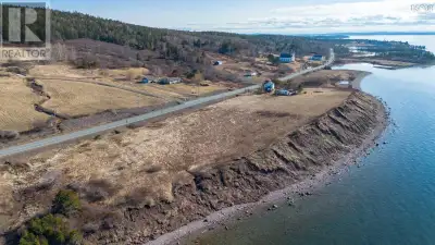 Welcome to Johnstown, nestled along the shores of the Bras dOr Lakes, where this beautiful 2.51-acre...