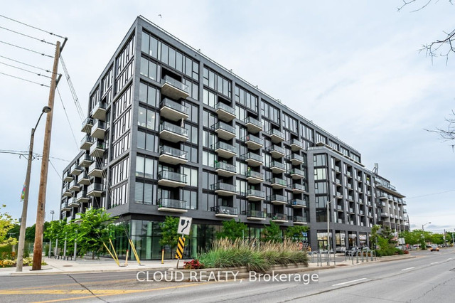 2 Bed Toronto Must See! in Condos for Sale in City of Toronto