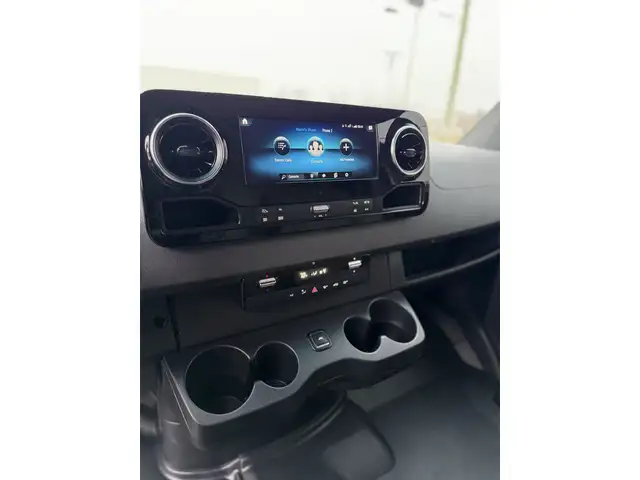 2023 Roadtrek SS Agile in RVs & Motorhomes in Windsor Region - Image 13