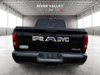 NAVIGATION SYSTEM, PARKING DISTANCE SENSORS, SATELLITE RADIO, HEATED SEATS, POWER SEATS, REMOTE STAR... (image 3)