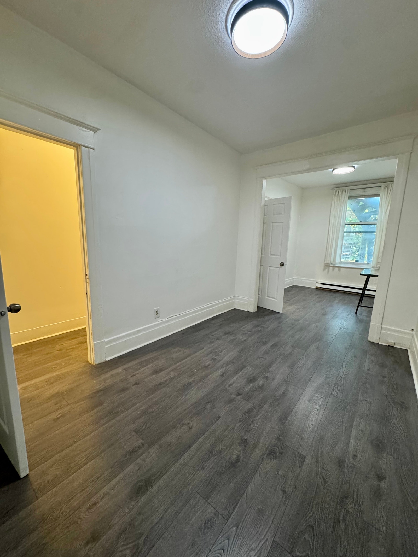 6042 Avenue Du Parc — photo 3