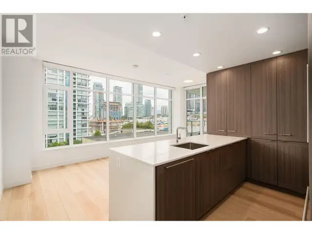 1006 2351 BETA AVENUE Burnaby, British Columbia62864382114817123