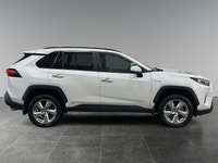 Thanks for viewing our House Of Cars Barlow inventory! AMVIC licensed dealer! House of Cars Barlow T... (image 7)