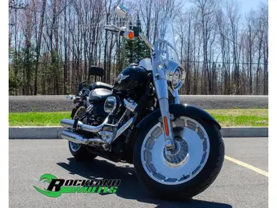 2018 Harley-Davidson FAT BOY 114 (FLFBS) La Harley-Davidson FLFBS Fat Boy 114 incarne l’expression u...