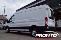 Ford Transit AWD 148WB Toit Moyen ** AC ** Cruise ** Bluetooth ** Camera de Recul ** Tapis et protec... (image 5)