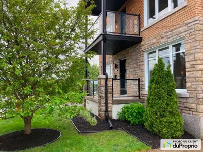 À VENDRE Duplex sur le chemin du Golf | Entièrement en brique | Propriétaire occupant PRISE DE POSSE...