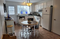 Découvrez notre 4 1/2 à louer à Jonquière, un espace de vie dynamique et animé. Idéalement situé à p... (image 3)