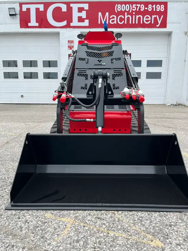 TCE New 2026 TSS0400 Mini Skid Steer , Kubota Engine in Heavy Equipment in Markham / York Region - Image 6