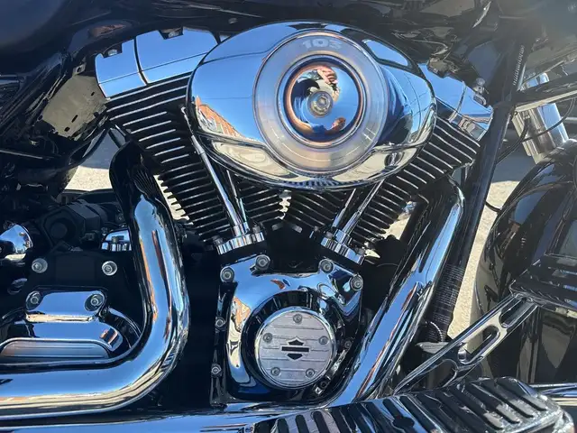 2011 Harley-Davidson Street Glide ~ ELECTRA GLIDE LTD ~ 103CI ~  in Sport Touring in City of Toronto - Image 26