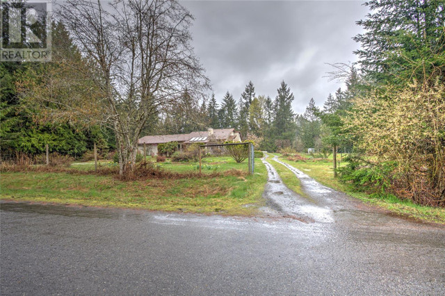 4702 Sahtlam Estates Rd Duncan, British Columbia dans Maisons à vendre  à Vallée de Cowichan/Duncan - Image 3