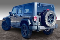 3.6 L 6 Cyl Engine Vehicle Options: Bluetooth, Accident Free! Led Headlights, Seating Capacity 5. Ve... (image 8)
