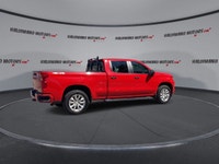 This Chevrolet Silverado 1500 has a strong Turbo Gas 4cyl 2.7L engine Power Driver's Seat, Lane Depa... (image 7)