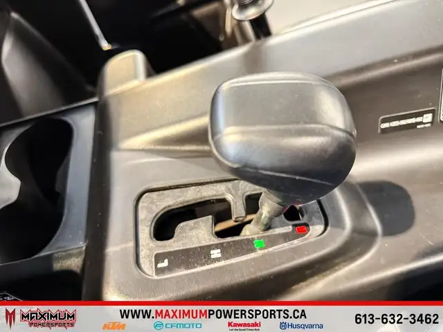 2024 Kawasaki TERYX S LE in ATVs in Ottawa - Image 17