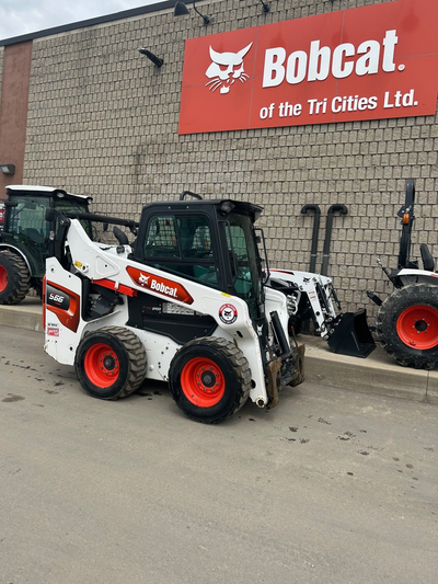 S66 with very low hours available now!! Lots of great features including: - SJC Controls - Cab A/C &...